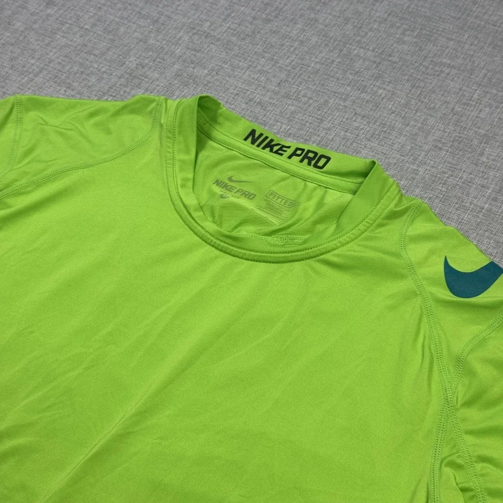 Nike Pro Performance Shirt Mens M Green Short Sleeve Dri-FIT Gym Activewear